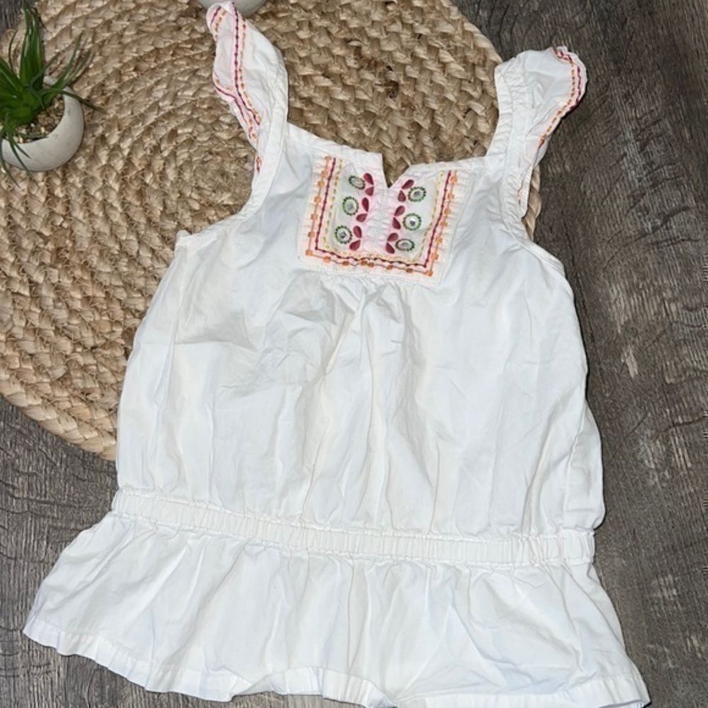 Gymboree white ruffled top girls size 6